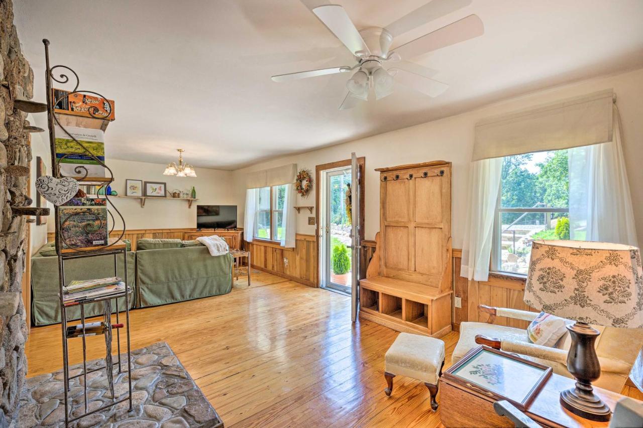 Charming Cottage Less Than 10 Mi To Wineries And Skiing! Nellysford Eksteriør bilde