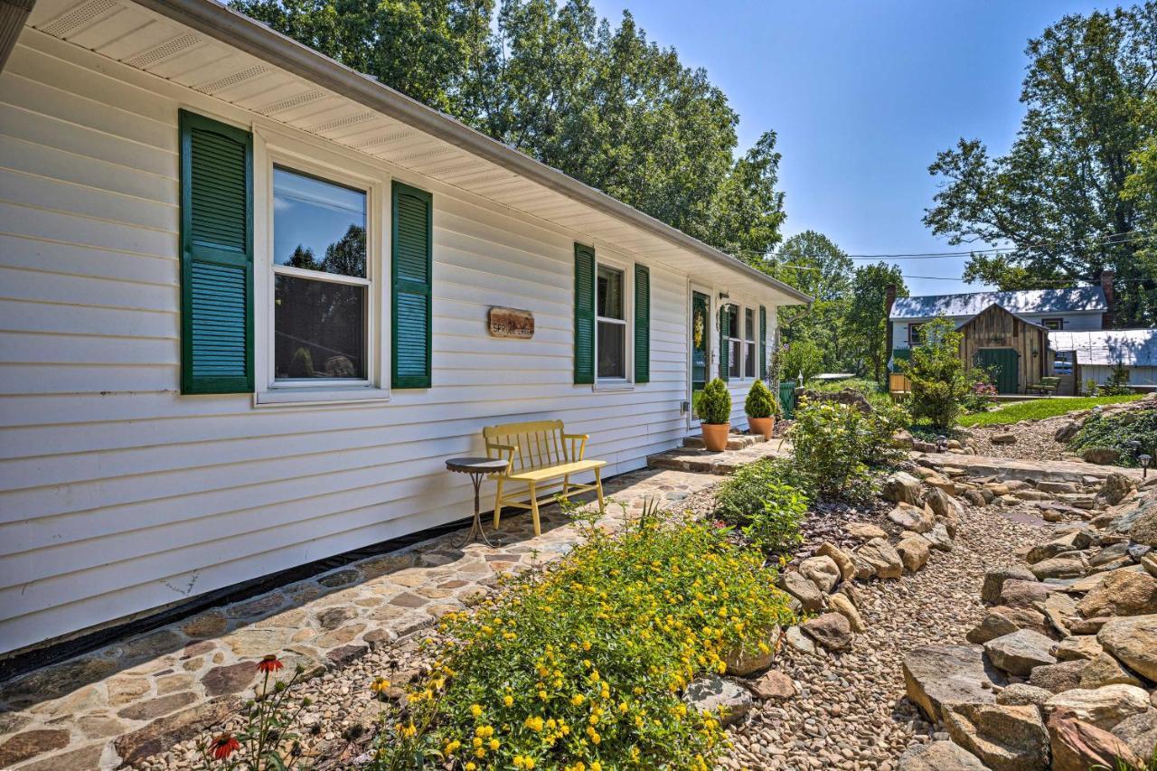 Charming Cottage Less Than 10 Mi To Wineries And Skiing! Nellysford Eksteriør bilde